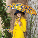 Vinrella Nikki on Blue Bottle Umbrella