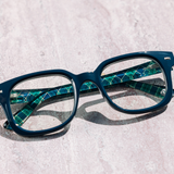 Peepers Glossary (Blue Light): Black/Wavy / Reading / 2.50