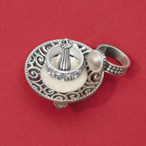 Lacie Daisy Ring Holder
