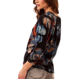 Tribal Maple Soft Yarn 3/4-Sleeve Crewneck Sweater
